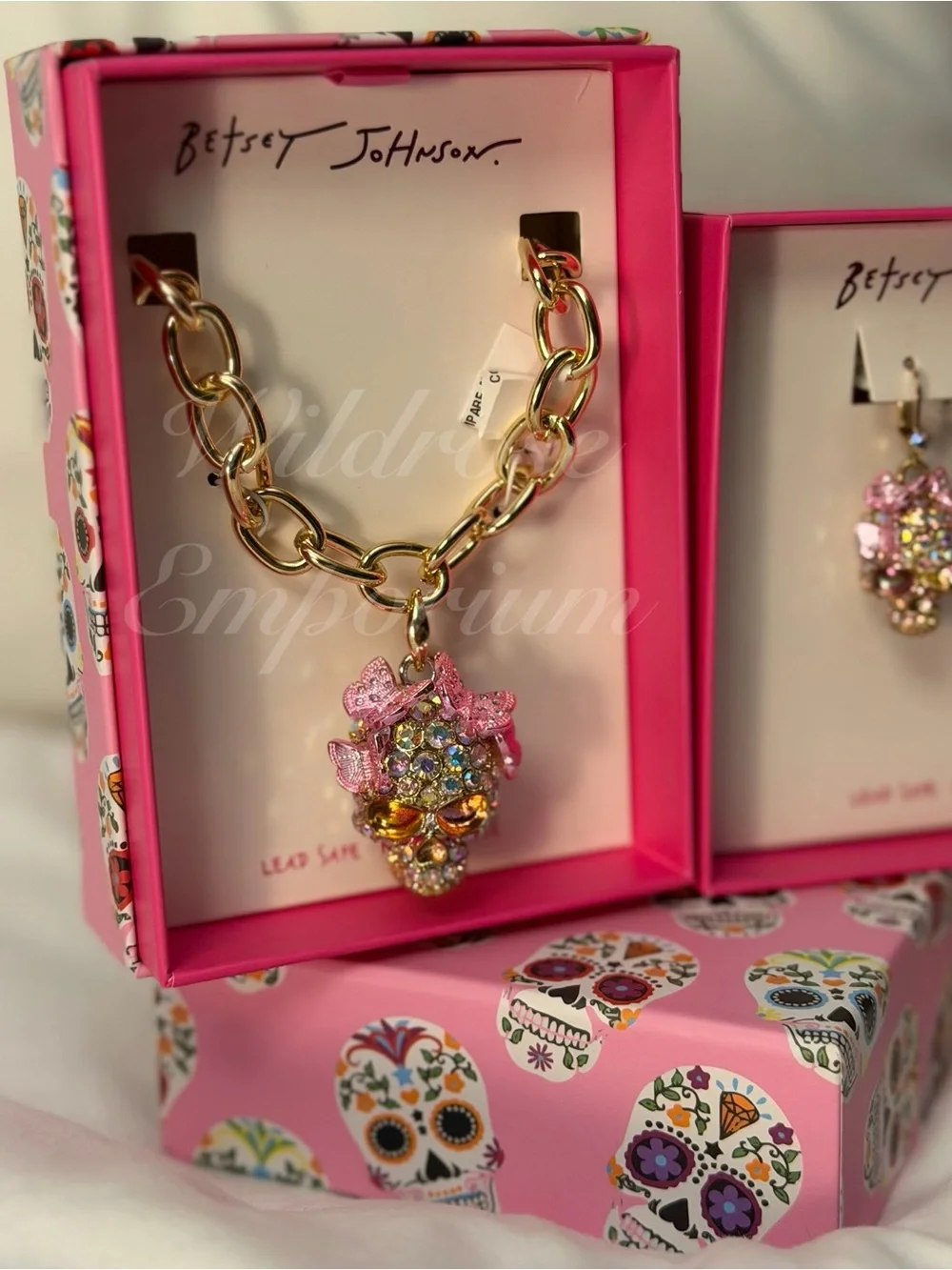 Betsey Johnson Halloween beautiful Sugar Skull pink butterfly necklace earrings
